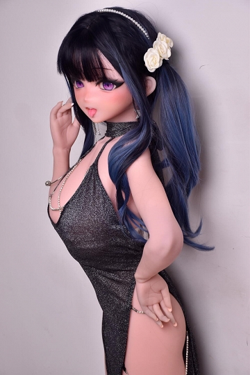 petite Japanese love doll