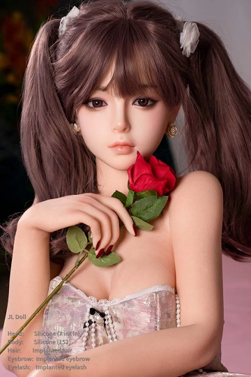 152cm/4ft12 F-cup Silicone Sex Doll – XinXin | Petite Busty Realistic Doll