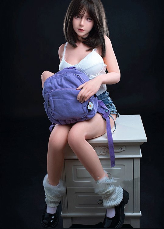 Practical Accessory Recommendations: Jewelry, Glasses, and Necklaces to Elevate Your Sex Doll’s Style