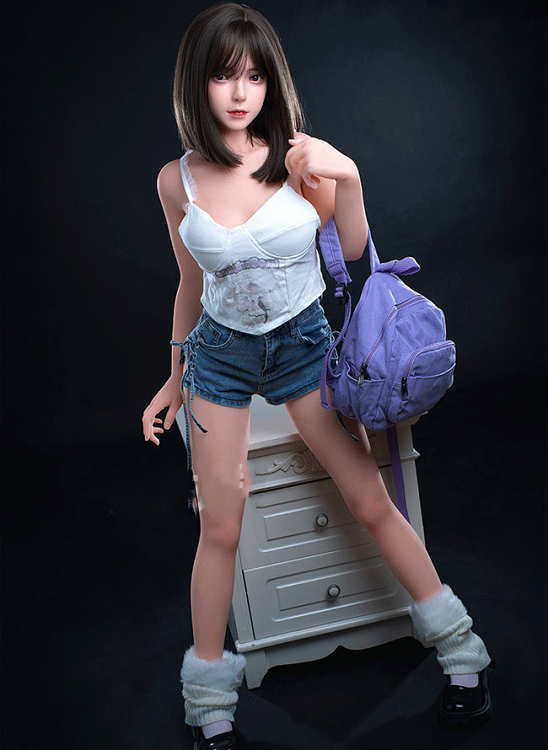 Praktische Accessoire-Empfehlungen: Schmuck, Brillen und Halsketten, um den Stil deiner Sexpuppe zu veredeln