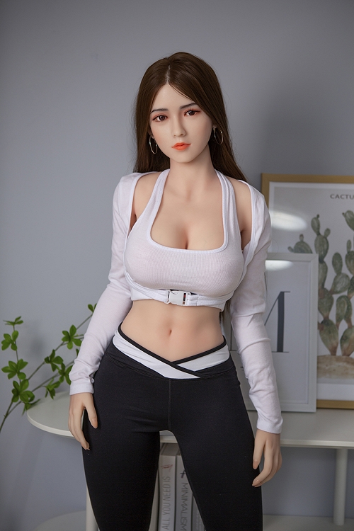 High-End vs Entry-Level Sex Doll Comparison – Deep Analysis of Differences